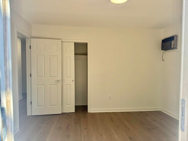 Building Photo - 295 Paulanne Terrace