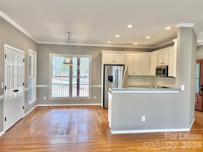 Building Photo - 7809 Deer Trail