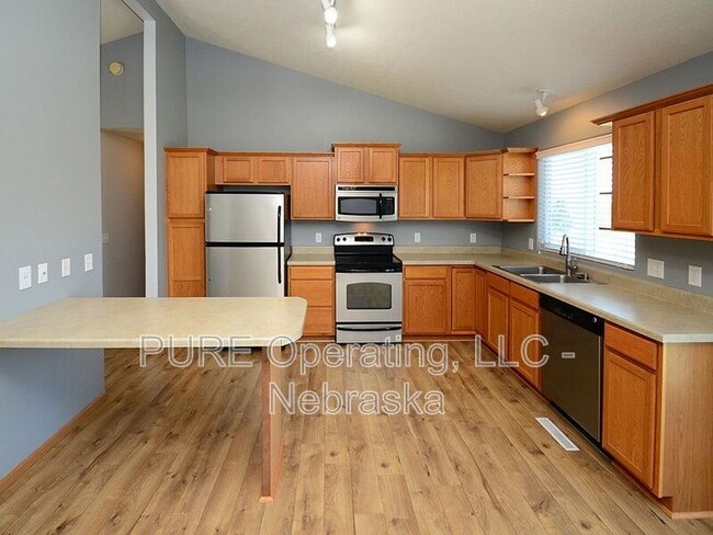 Building Photo - 6110 S 188th St