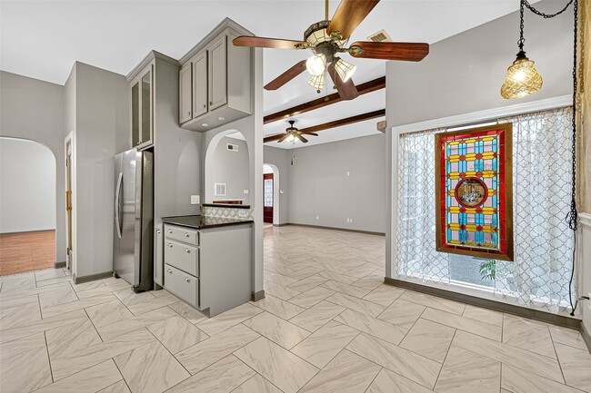 Building Photo - 15068 Kimberley Ct
