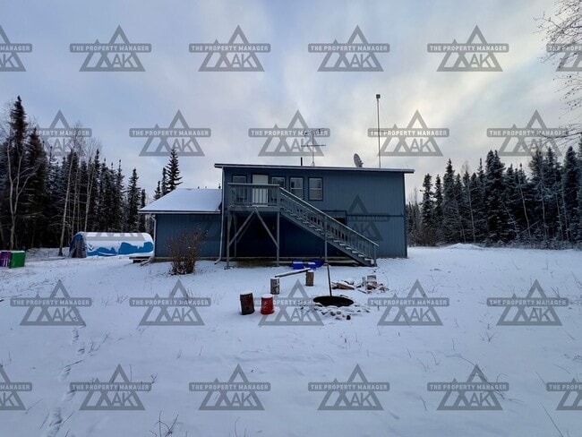 Building Photo - Spacious 3BR, 2.5BA Home off Chena Hot Springs Rd Dog Friendly