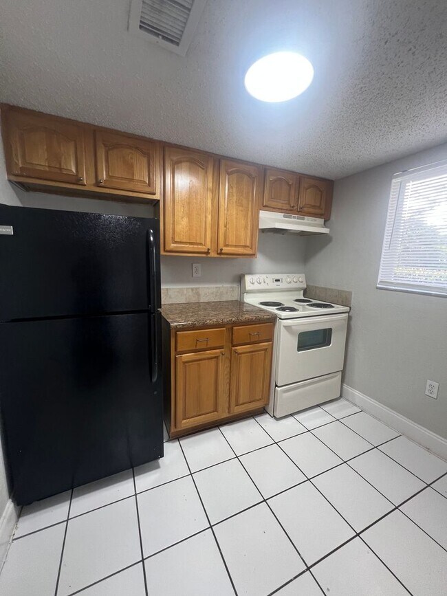 Building Photo - 11584 NW 39th St
