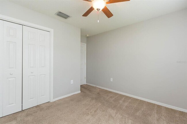 Building Photo - 4550 Roundview Ct