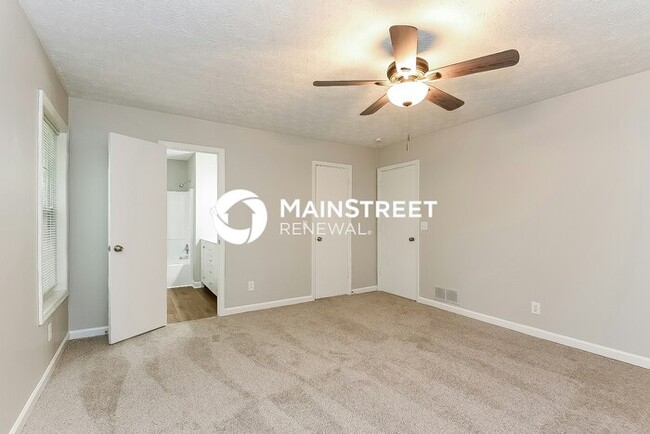 Building Photo - 4 Bedroom Pet-Friendly Home in Marietta, GA with Main Street Renewal