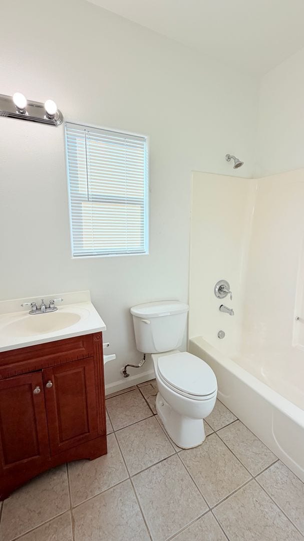 Building Photo - 381 S 37th St