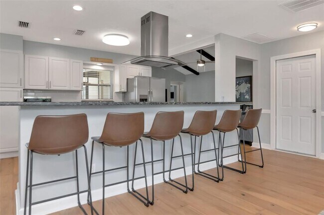 Building Photo - 4712 114th St N