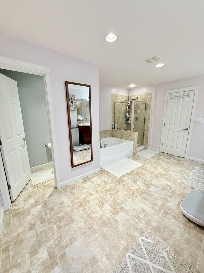 Building Photo - A stunning home in desirable Stendahl Ridge!