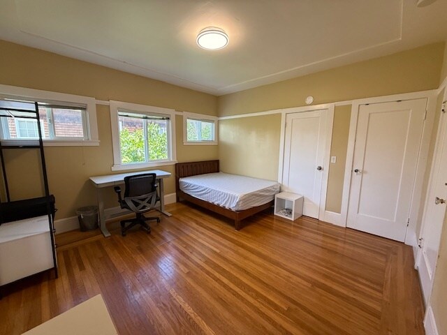 Building Photo - 2615 Regent St