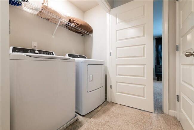 Building Photo - 2514 Piering Dr