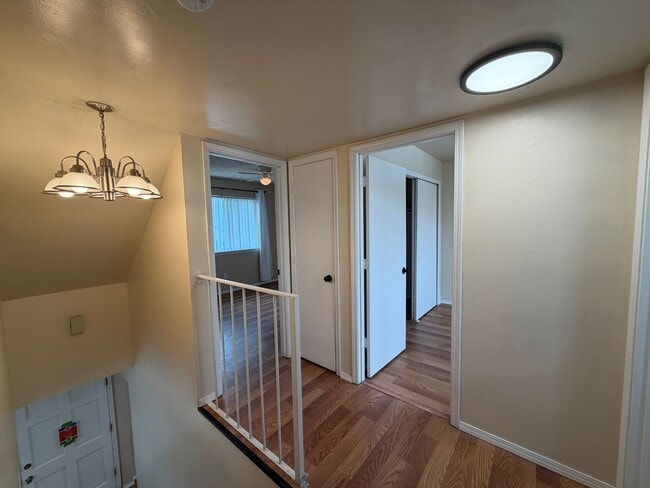 Building Photo - 3 Bedroom Updated Home Available Near Montano Rd NW & Unser Blvd NW!