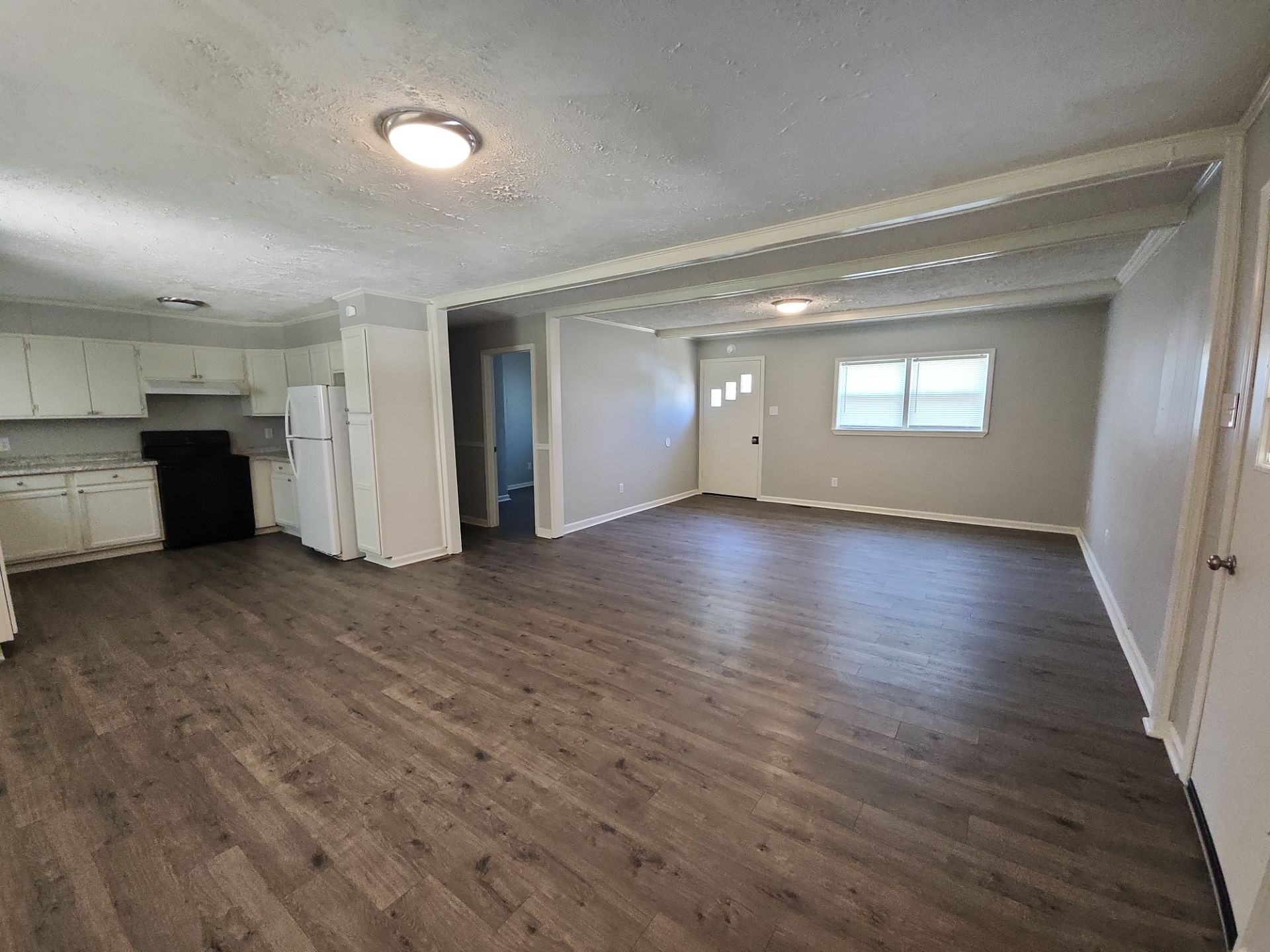 Building Photo - 2632 Christmasville Rd