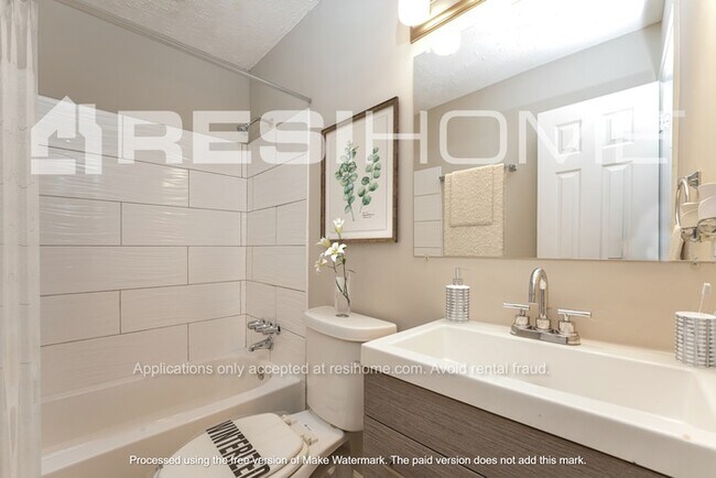 Building Photo - 2267 Cherokee Valley Dr