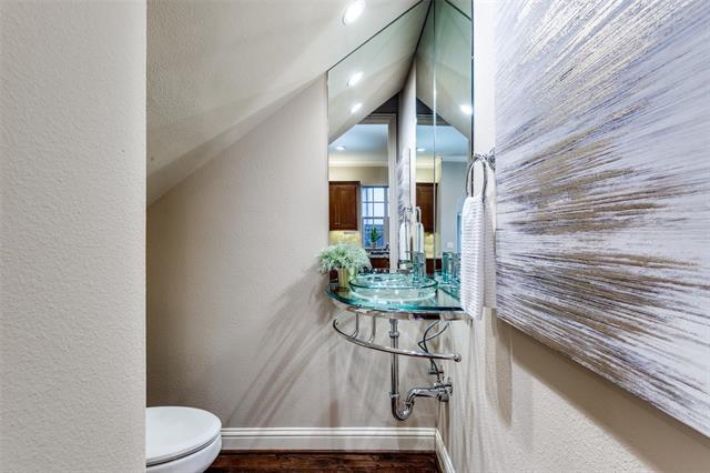 Building Photo - 14725 Stanford Ct