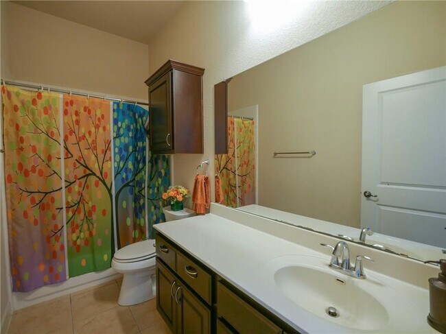 Building Photo - 305 Navigator Dr