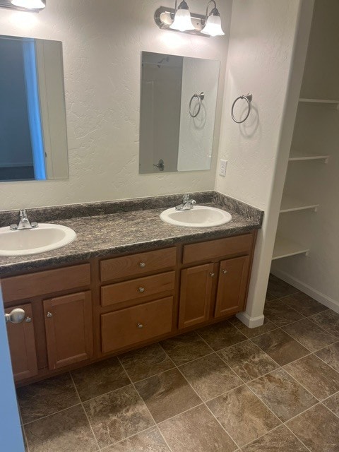 Building Photo - 613 Zenith Ln