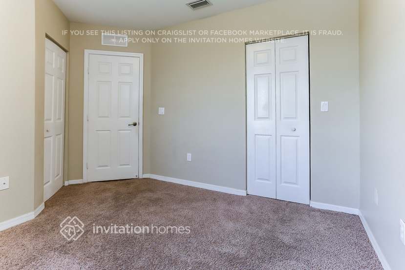 Building Photo - 12421 SW 50th Ct