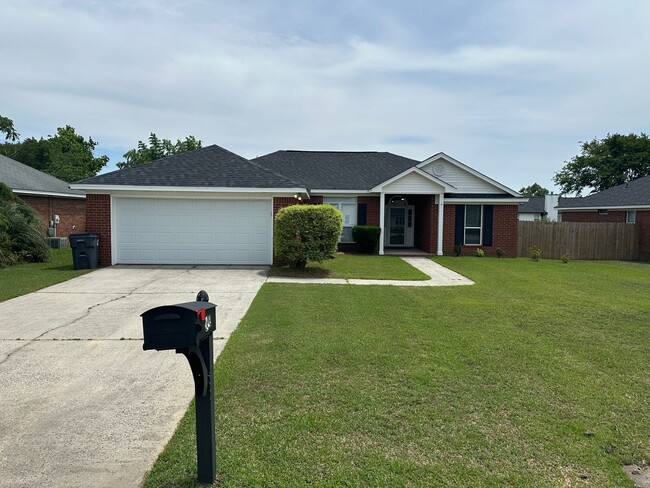 Primary Photo - Beautiful 3 BR, 2 BA home for rent in Colu...