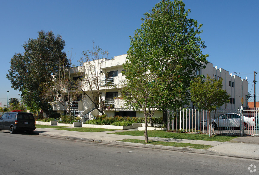 Building Photo - Oxford Court Apartments