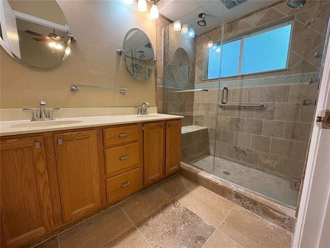 Building Photo - 11647 Peach Grove Ln