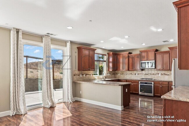 Building Photo - 3356 Cydonia Court