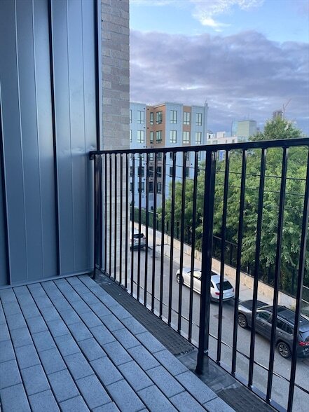 Building Photo - 55 W Fifth St