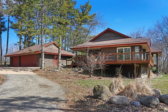 Building Photo - 6147 Taylor Ave