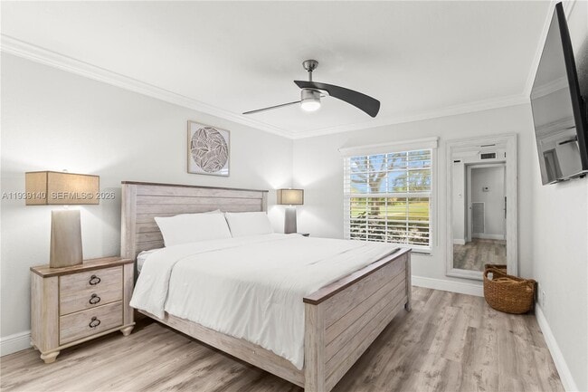 Building Photo - 9001 Jacaranda Ln