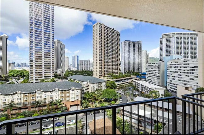 Building Photo - 1850 Ala Moana Blvd