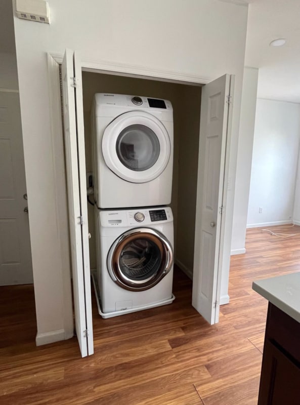 Building Photo - 113 Morris St