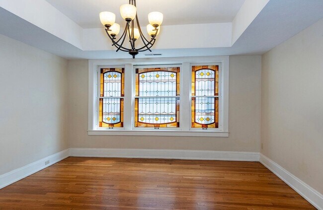 Building Photo - 2673 Euclid Heights Blvd