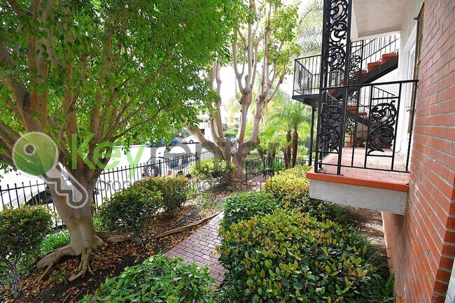 Building Photo - Carlsbad|Orleans East community, La Costa neighborhood | Multi-level Apartment | Enjoy quick acce...