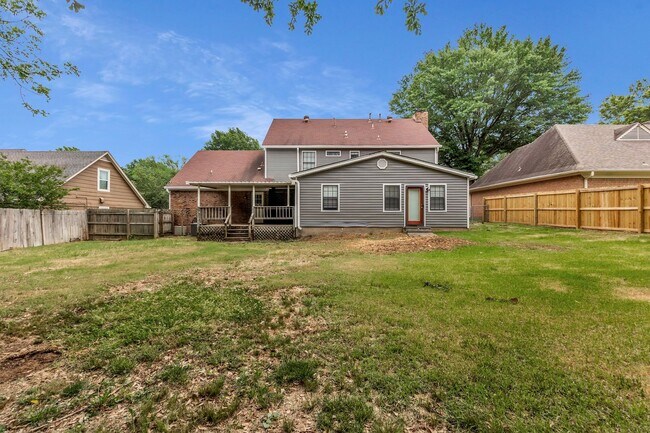 Building Photo - 6503 Evergreen Dr