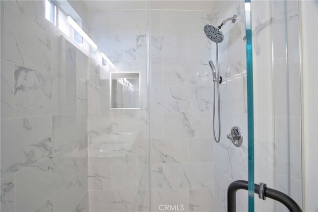 Building Photo - 24055 Golden Pheasant Ln