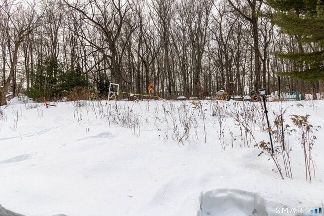 Building Photo - 63 Main St