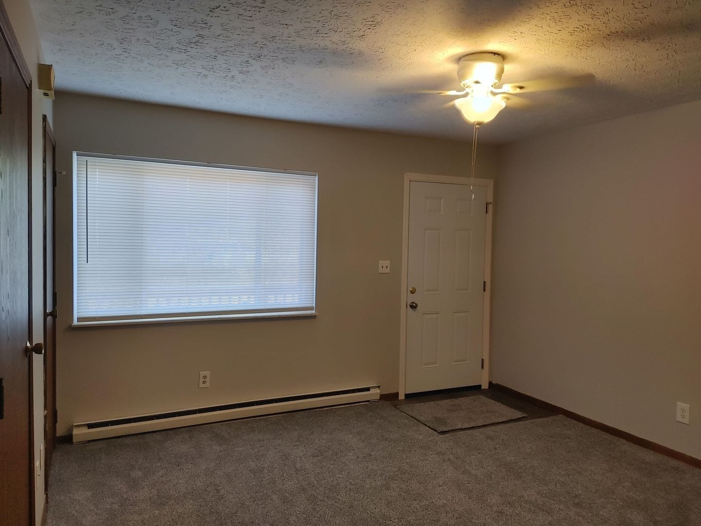 Building Photo - 512 9th Ave