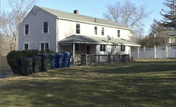 Building Photo - 17 Southridge Dr