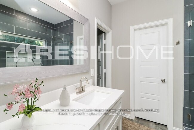 Building Photo - 5624 Fernander Dr