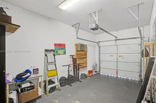 Building Photo - 650 NE 193rd Terrace