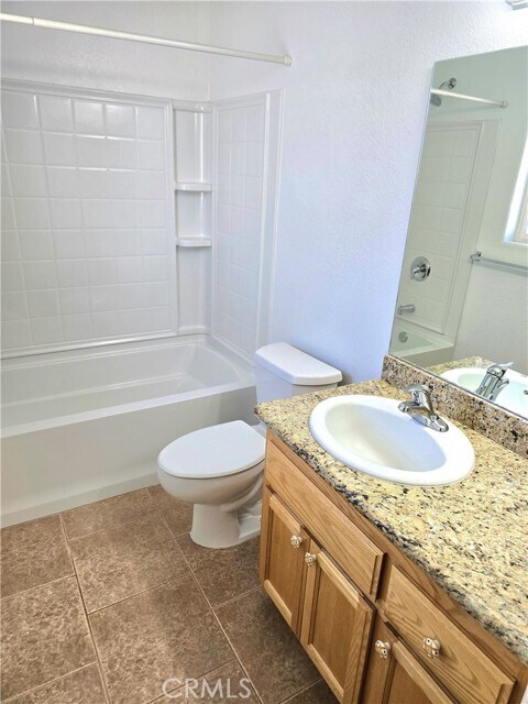 Building Photo - 74404 Pinon Dr