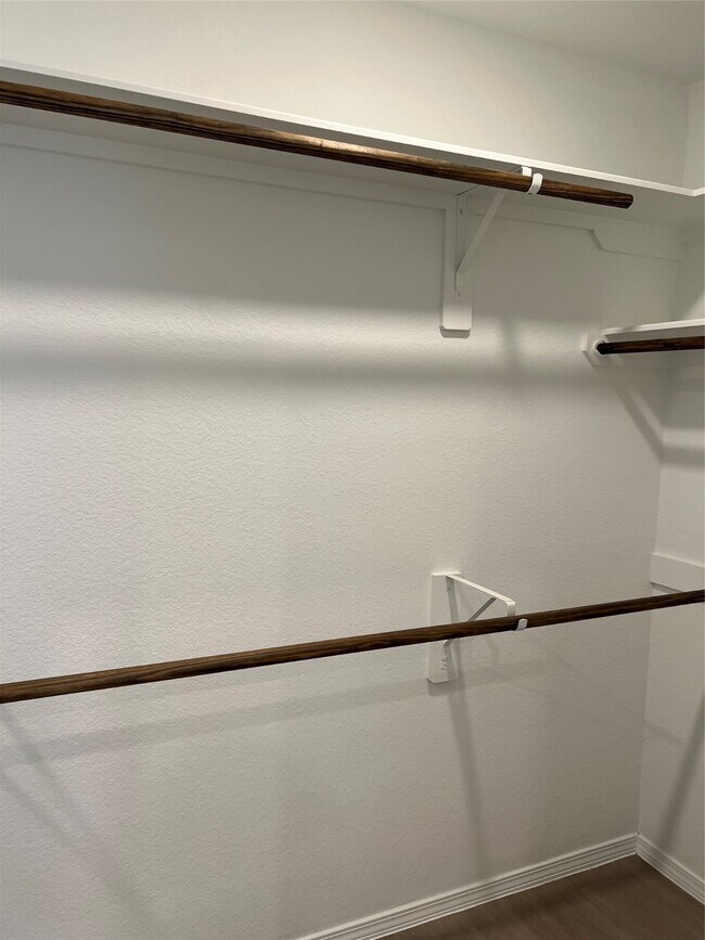 Building Photo - 3711 McCrary Falls Wy