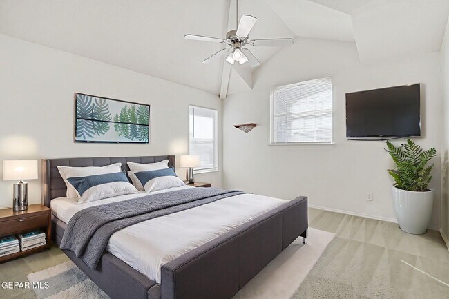 Building Photo - 3744 Tierra Isela Dr