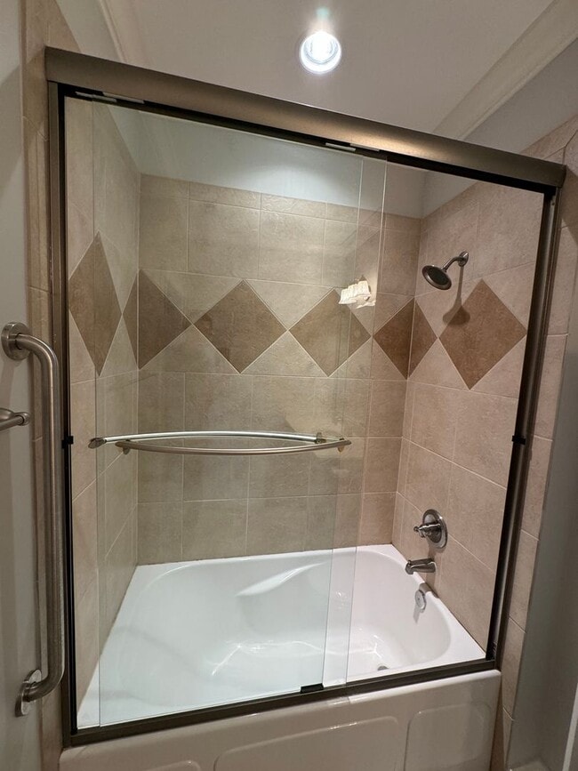 Building Photo - Gated Community nestled in Anderson Creek area