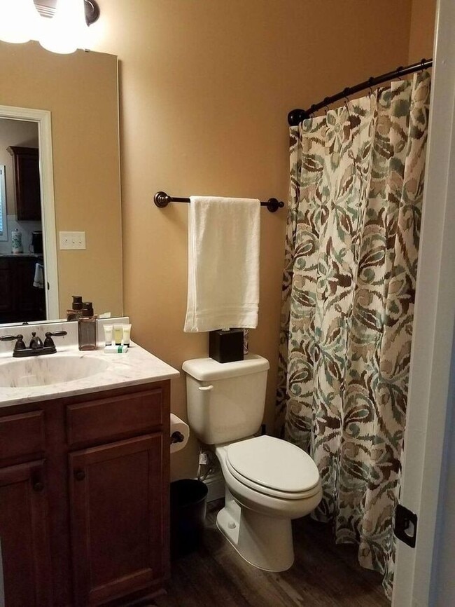 Building Photo - 104 Keylock Farm Rd