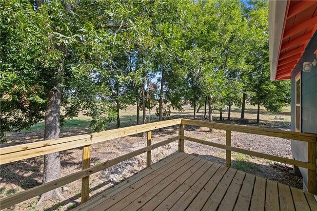Building Photo - 2201 Cr 320