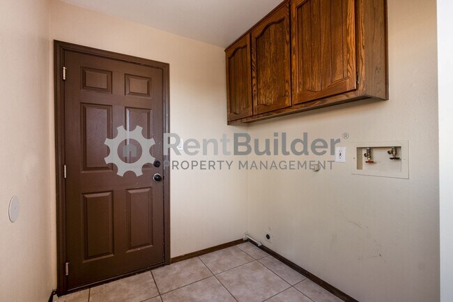 Building Photo - APPLY TODAY!