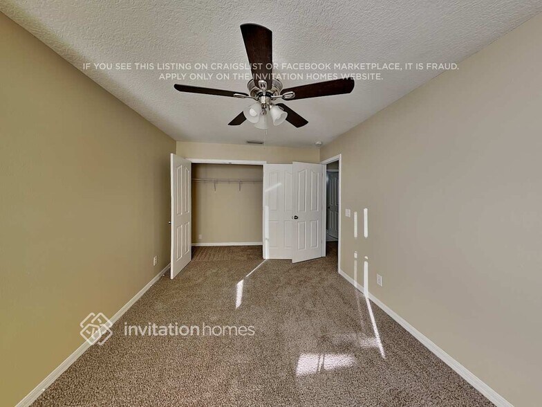 Building Photo - 11133 Golden Silence Dr