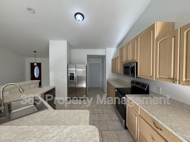 Building Photo - 3614 Cordova Terrace