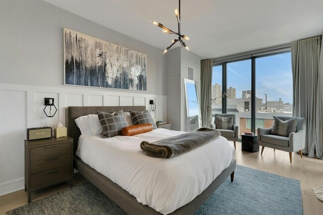 Building Photo - 9 Ave at Port Imperial