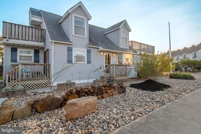 Building Photo - 100 Sheridan Square