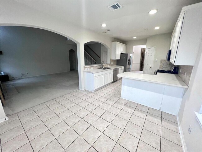 Building Photo - 5707 Windy Knoll Ln